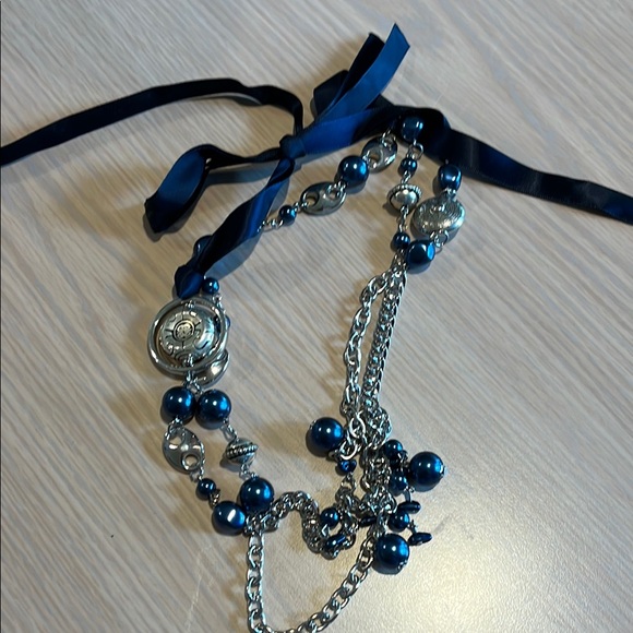 Jewelry - Elegant Blue and Silver Necklace